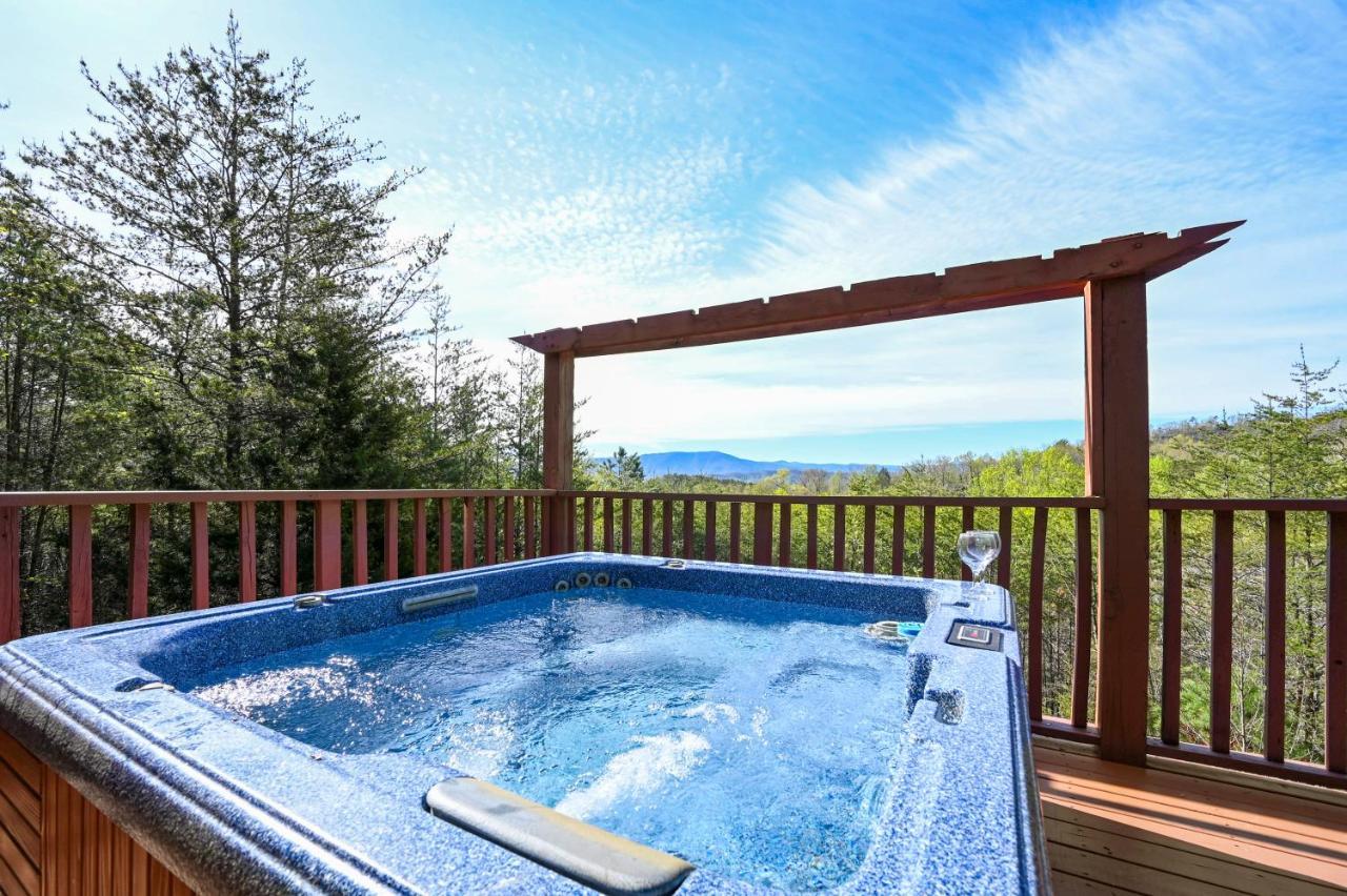 Private Mountain Cabin, Hot Tub Escape In The Smokies, With The View Sevierville Buitenkant foto
