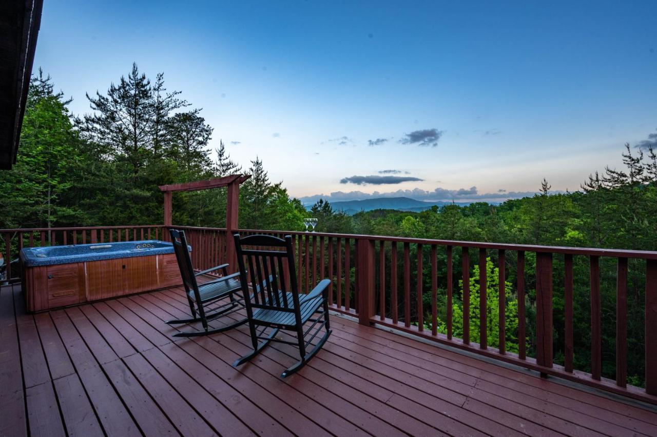 Private Mountain Cabin, Hot Tub Escape In The Smokies, With The View Sevierville Buitenkant foto