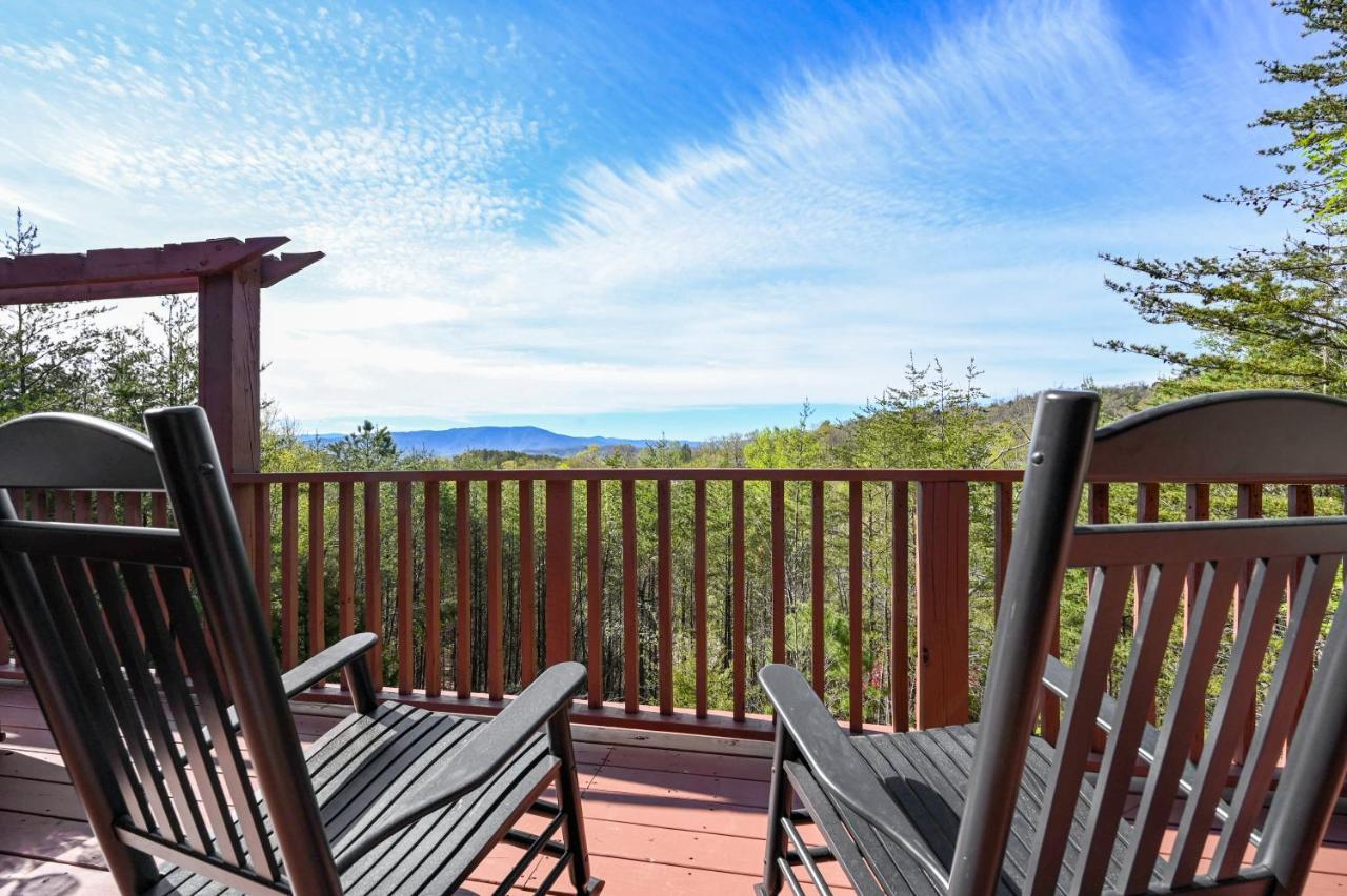 Private Mountain Cabin, Hot Tub Escape In The Smokies, With The View Sevierville Buitenkant foto