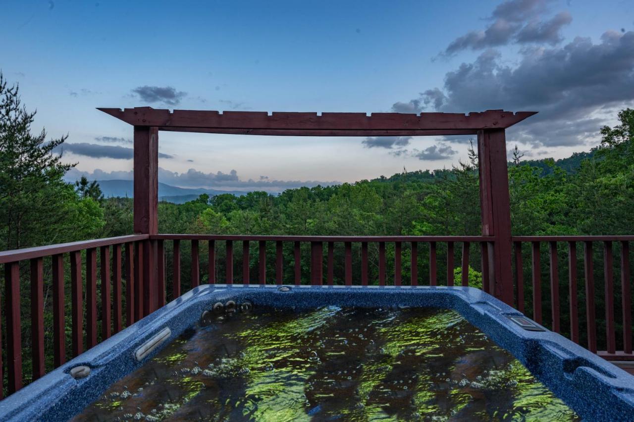 Private Mountain Cabin, Hot Tub Escape In The Smokies, With The View Sevierville Buitenkant foto